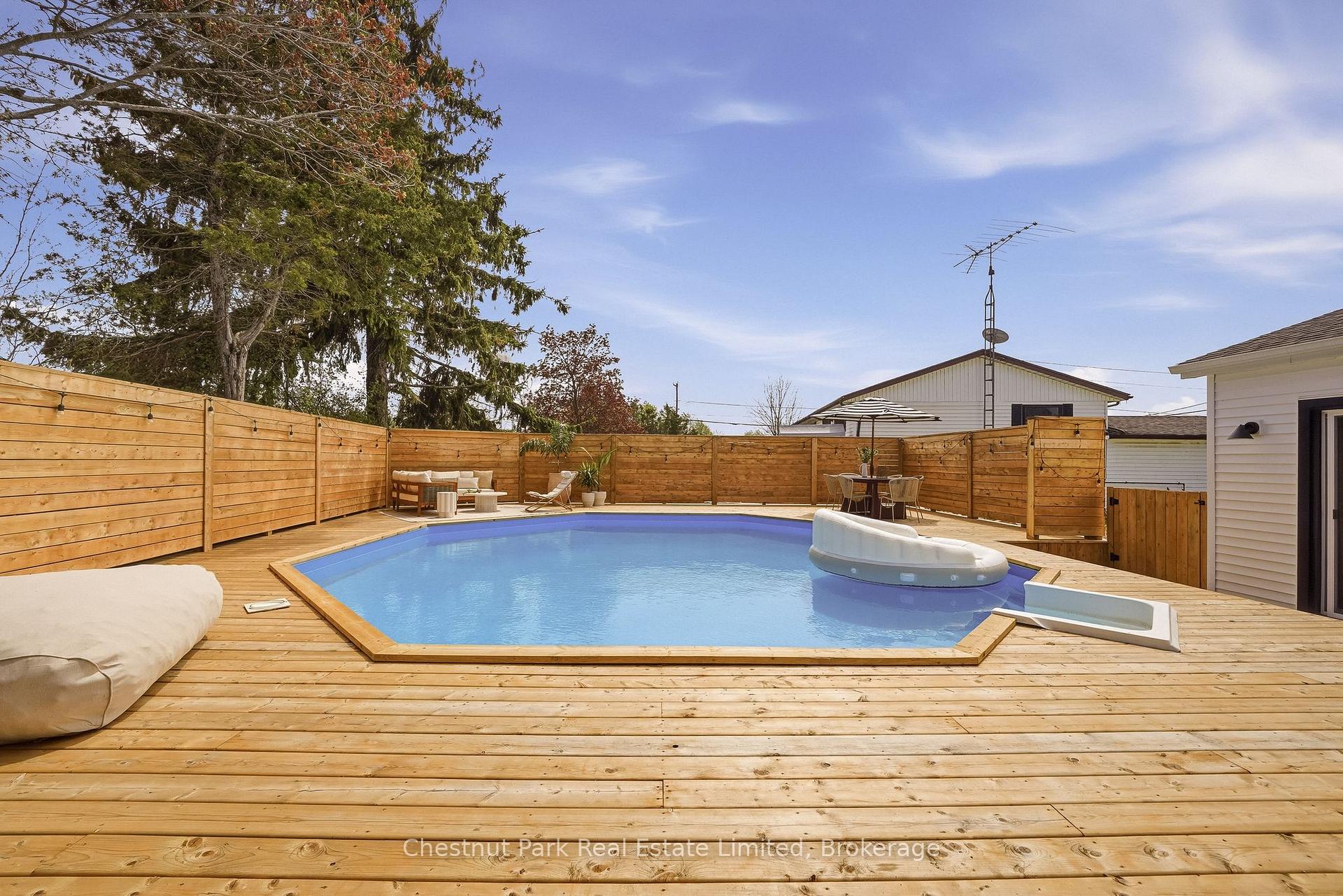 3 Bedroom Single Family Home/House's Image 45