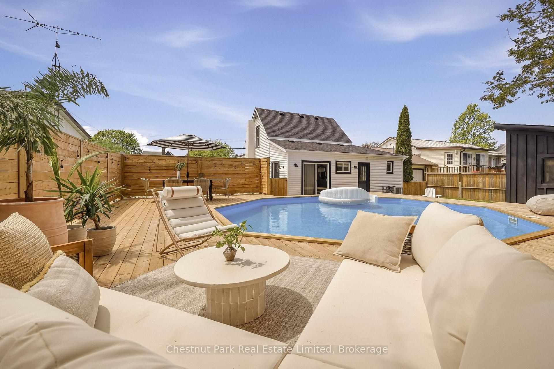 3 Bedroom Single Family Home/House's Image 46