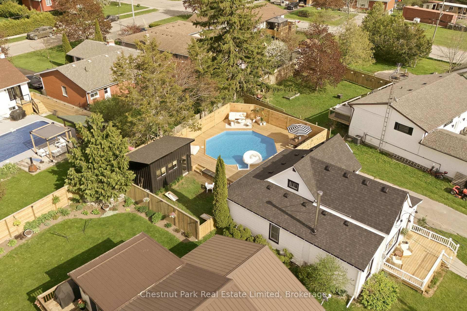 3 Bedroom Single Family Home/House's Image 47