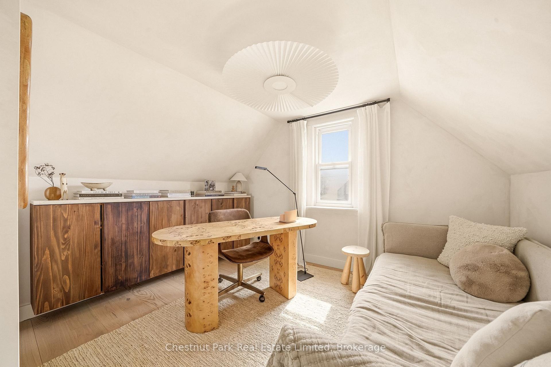 3 Bedroom Single Family Home/House's Image 41
