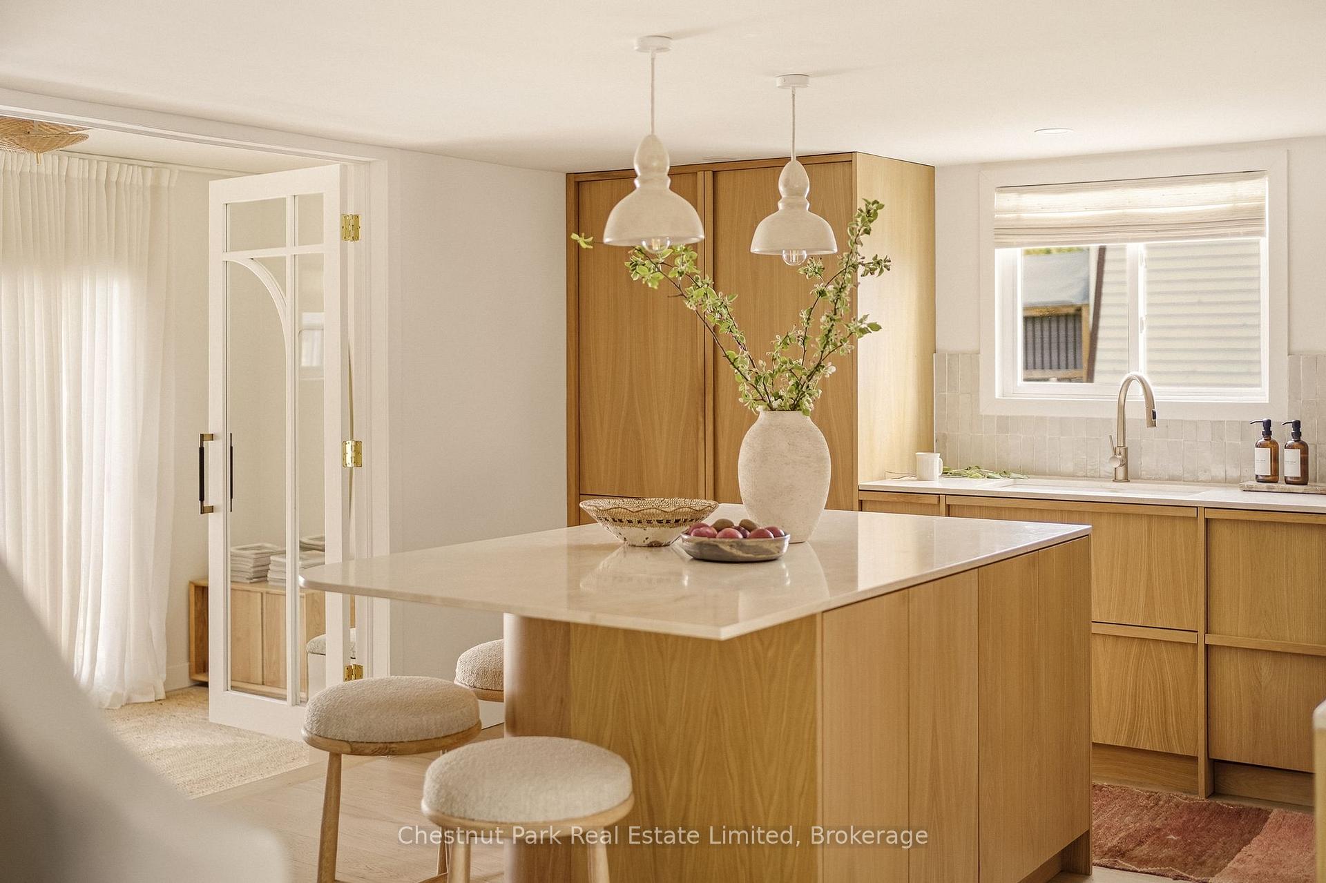 3 Bedroom Single Family Home/House's Image 11