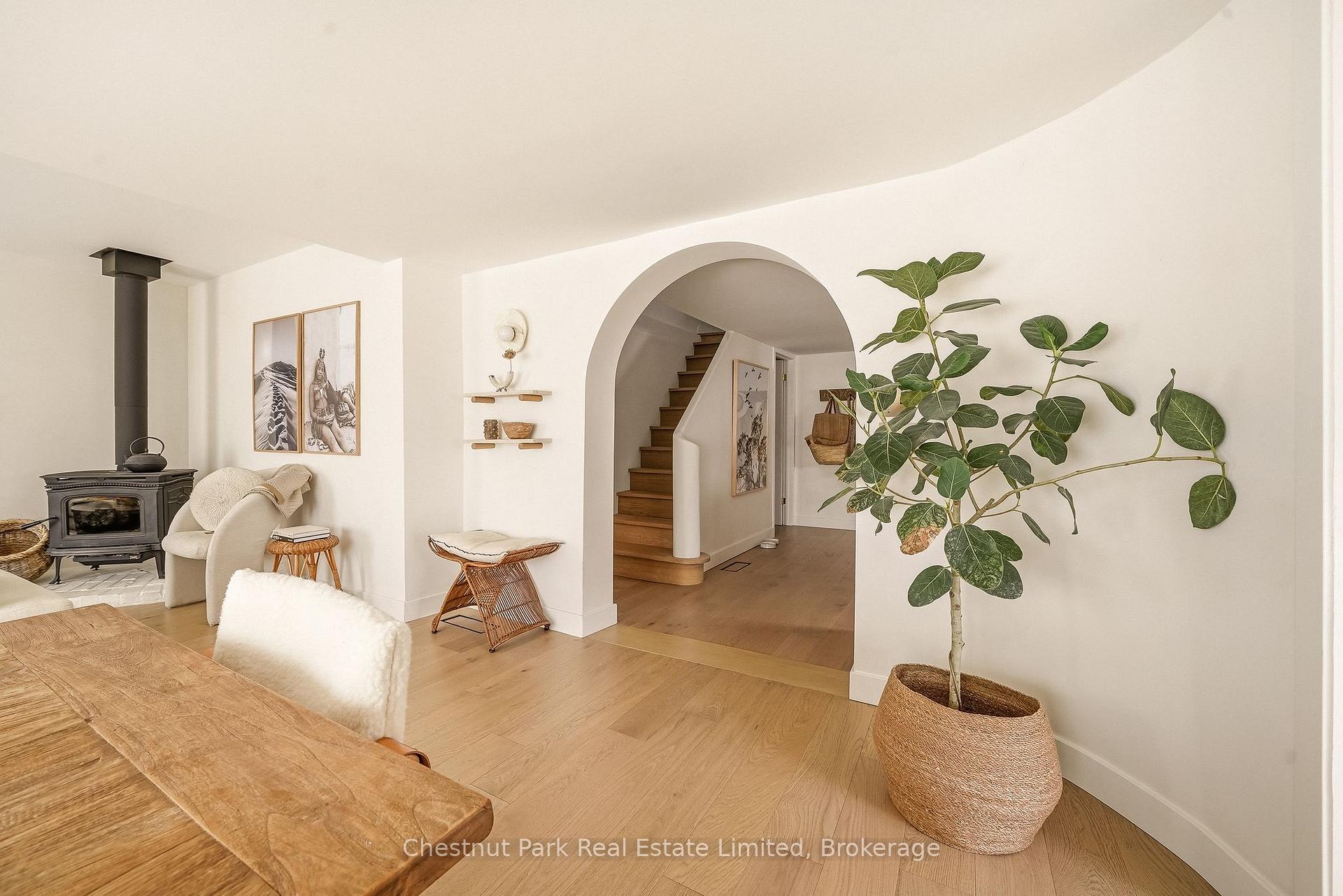 3 Bedroom Single Family Home/House's Image 4