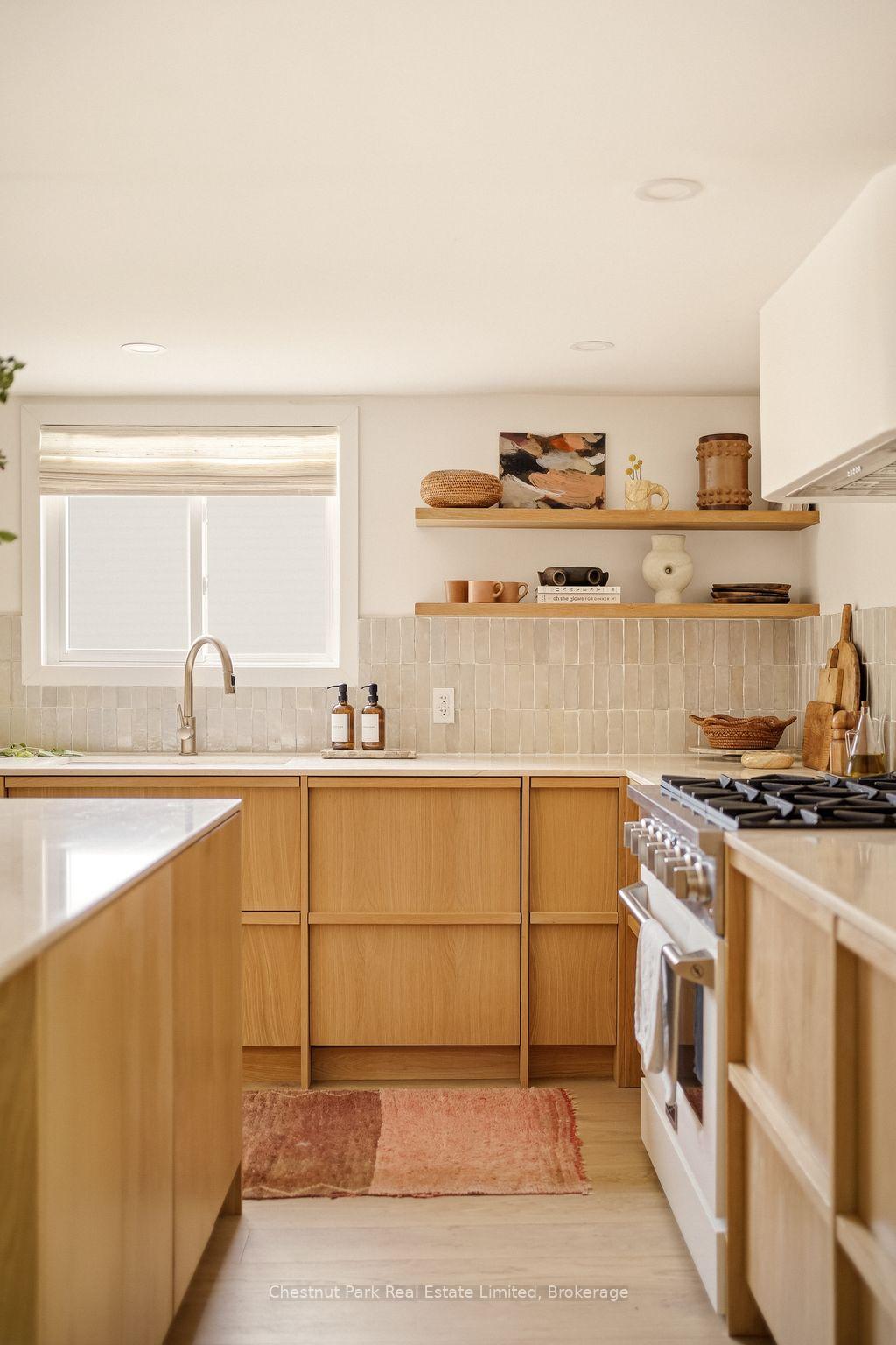 3 Bedroom Single Family Home/House's Image 14