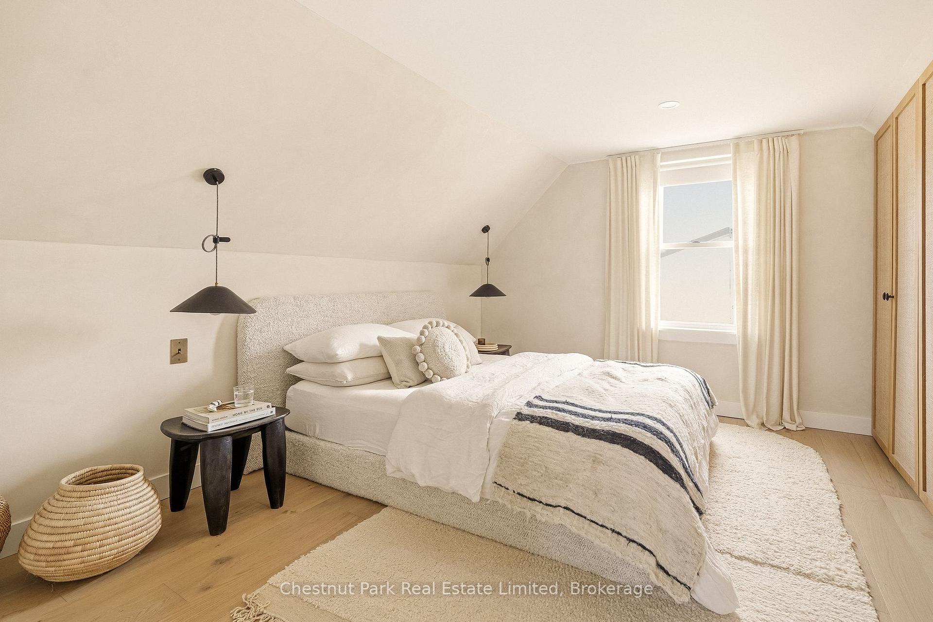 3 Bedroom Single Family Home/House's Image 33