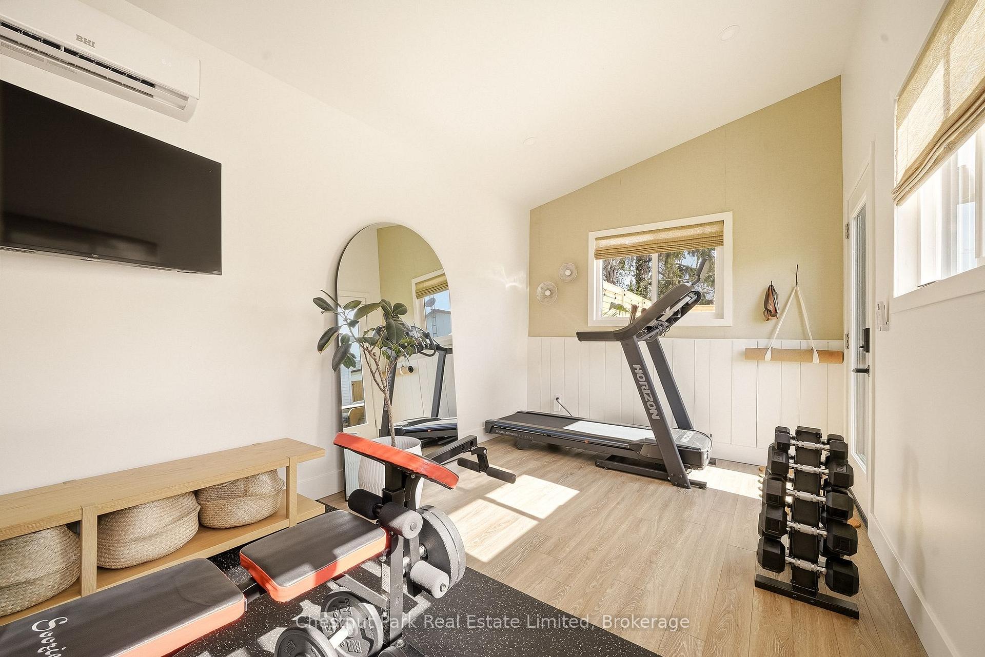 3 Bedroom Single Family Home/House's Image 42