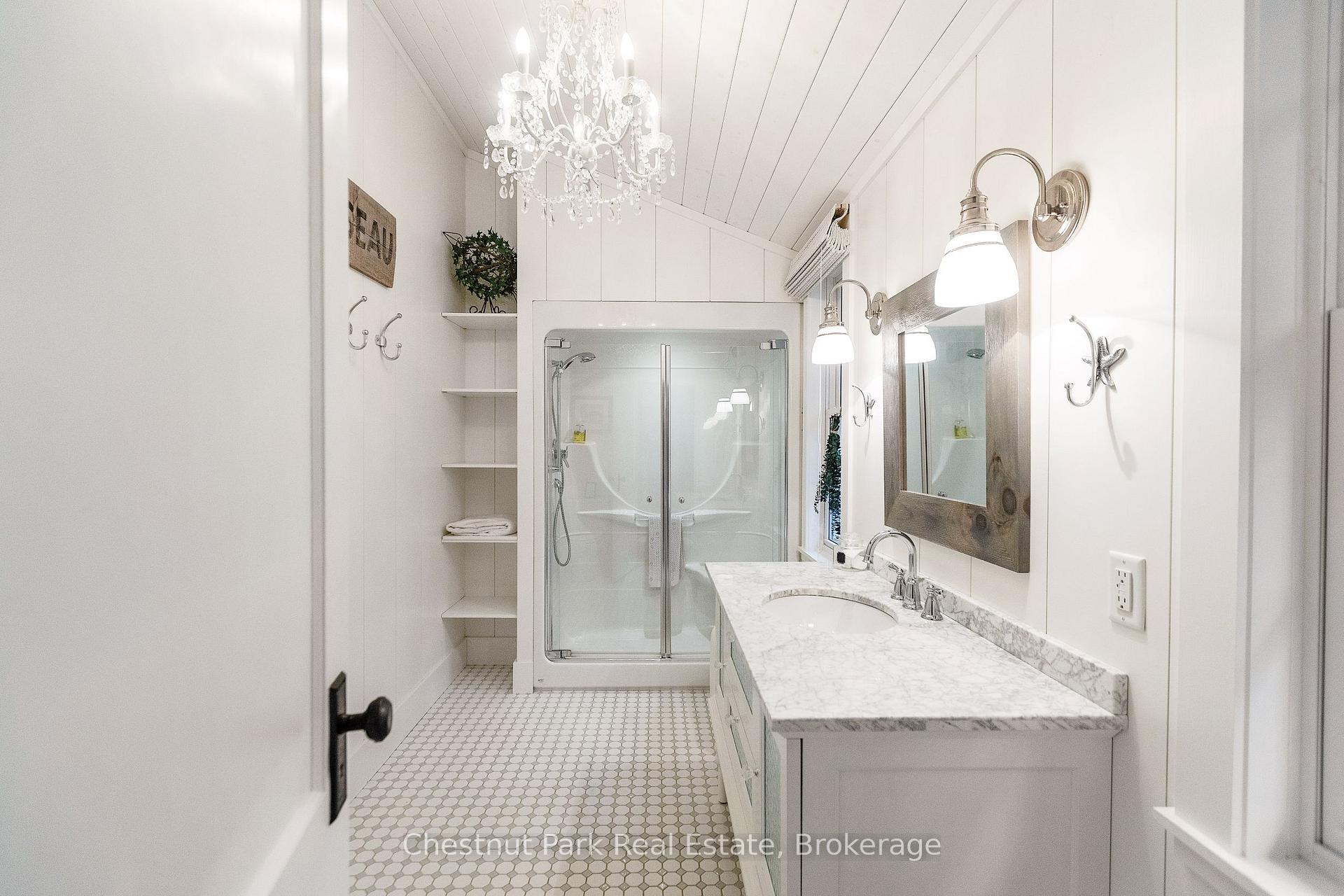 4 Bedroom Single Family Home/House's Image 14