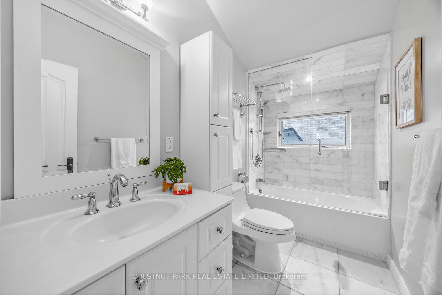 4 Bedroom Single Family Home/House's Image 18