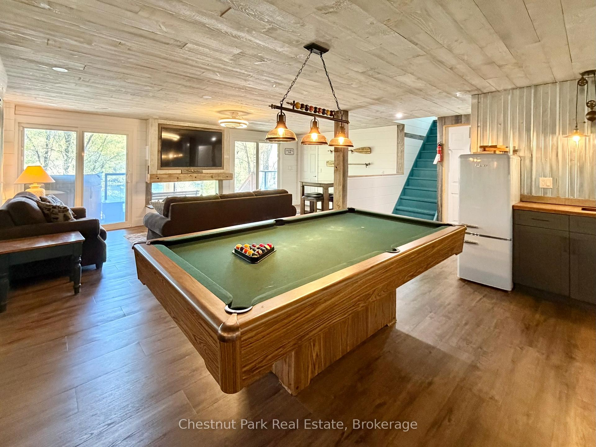 4 Bedroom Single Family Home/House's Image 9
