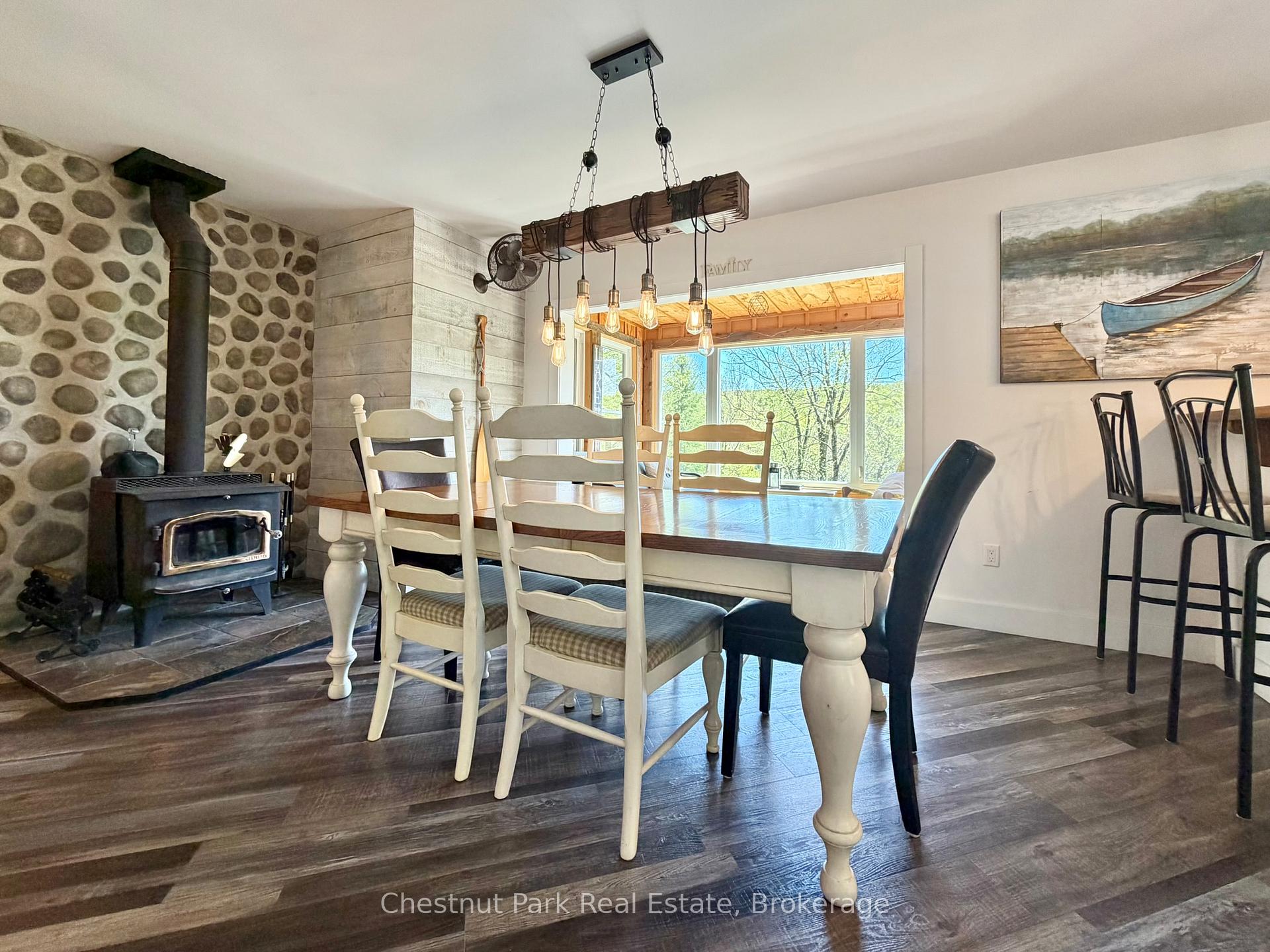 4 Bedroom Single Family Home/House's Image 6