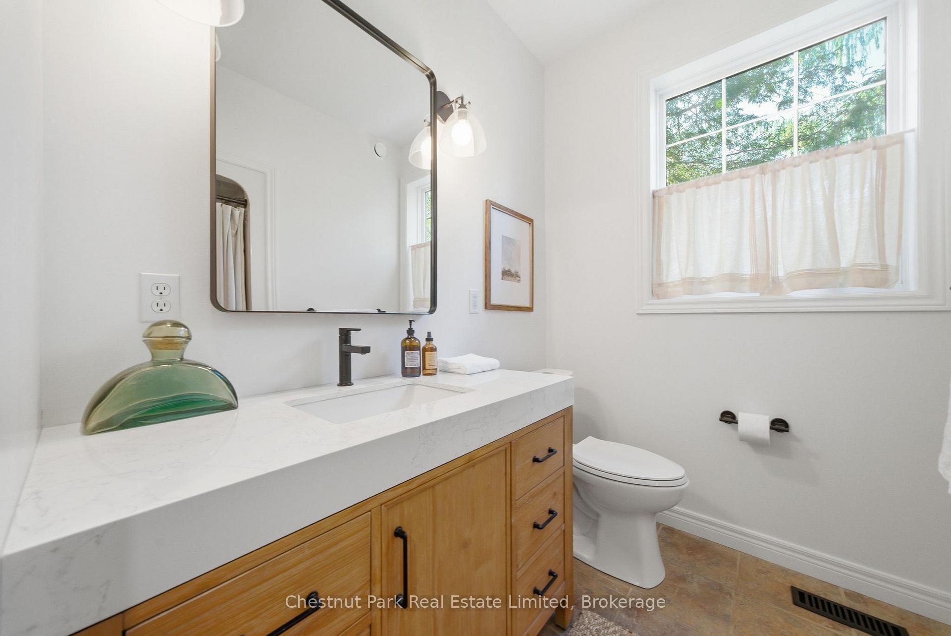 5 Bedroom Single Family Home/House's Image 20