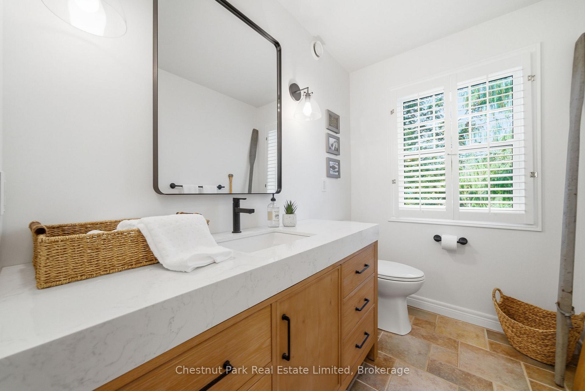 5 Bedroom Single Family Home/House's Image 30