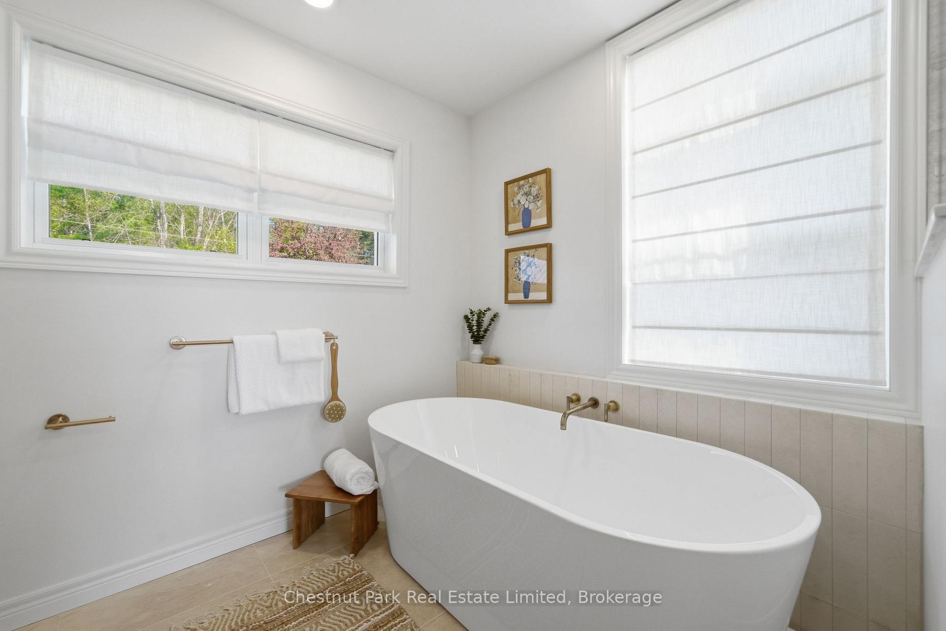 5 Bedroom Single Family Home/House's Image 25