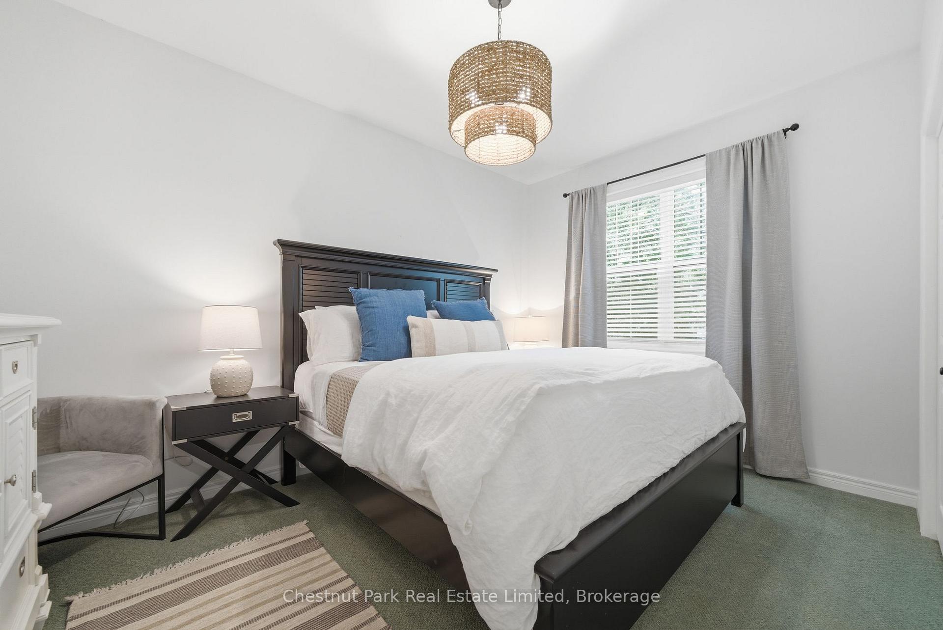 5 Bedroom Single Family Home/House's Image 19
