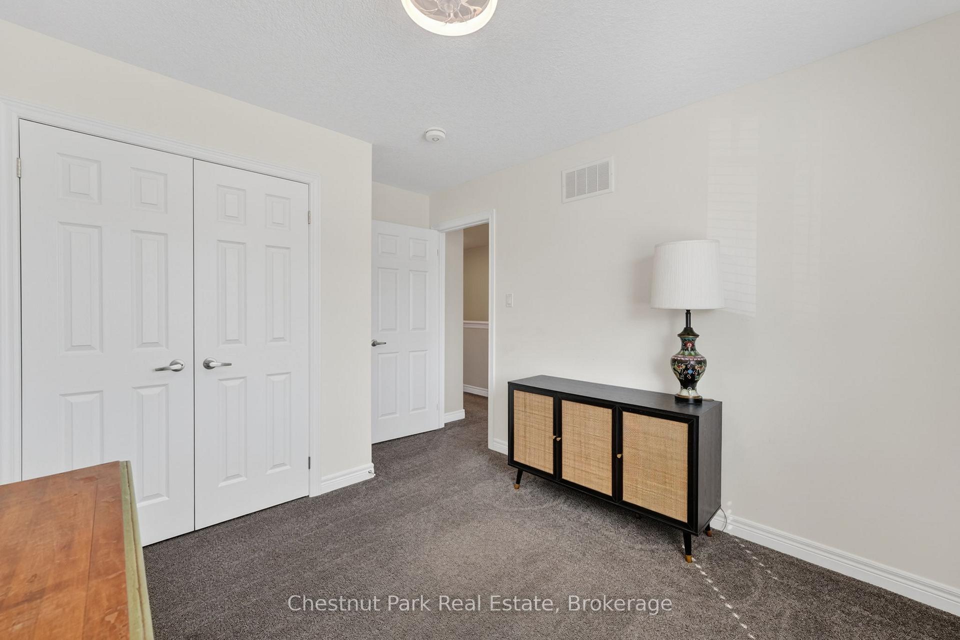 3 Bedroom Villa/Townhouse's Image 28