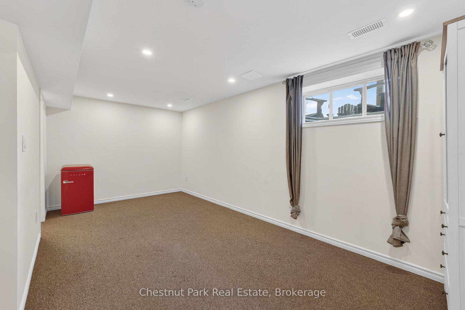 3 Bedroom Villa/Townhouse's Image 34
