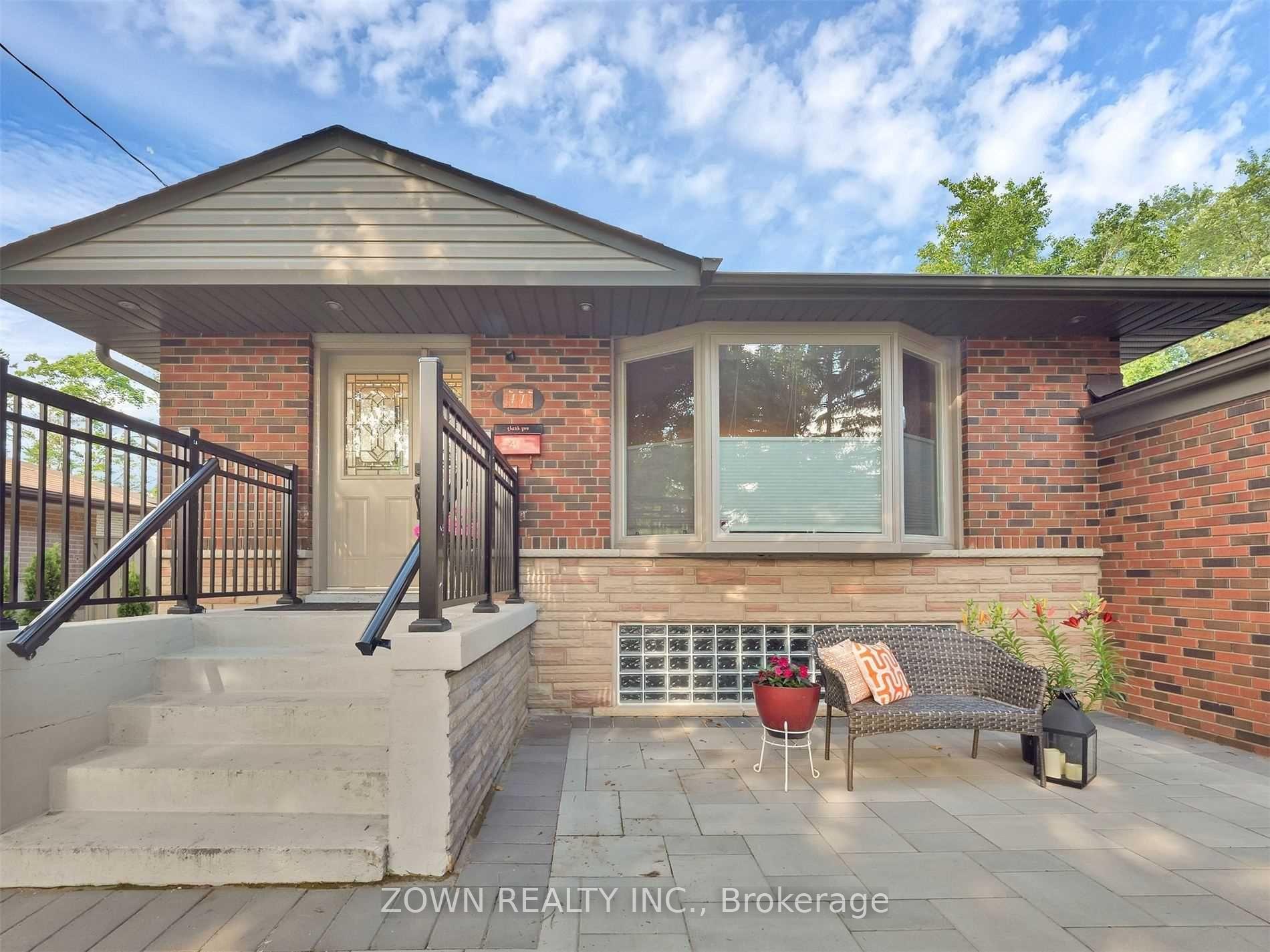 41 Morna Avenue Toronto Ontario Canada Rent residential Ishtiaq Ahmed ZOWN REALTY INC.