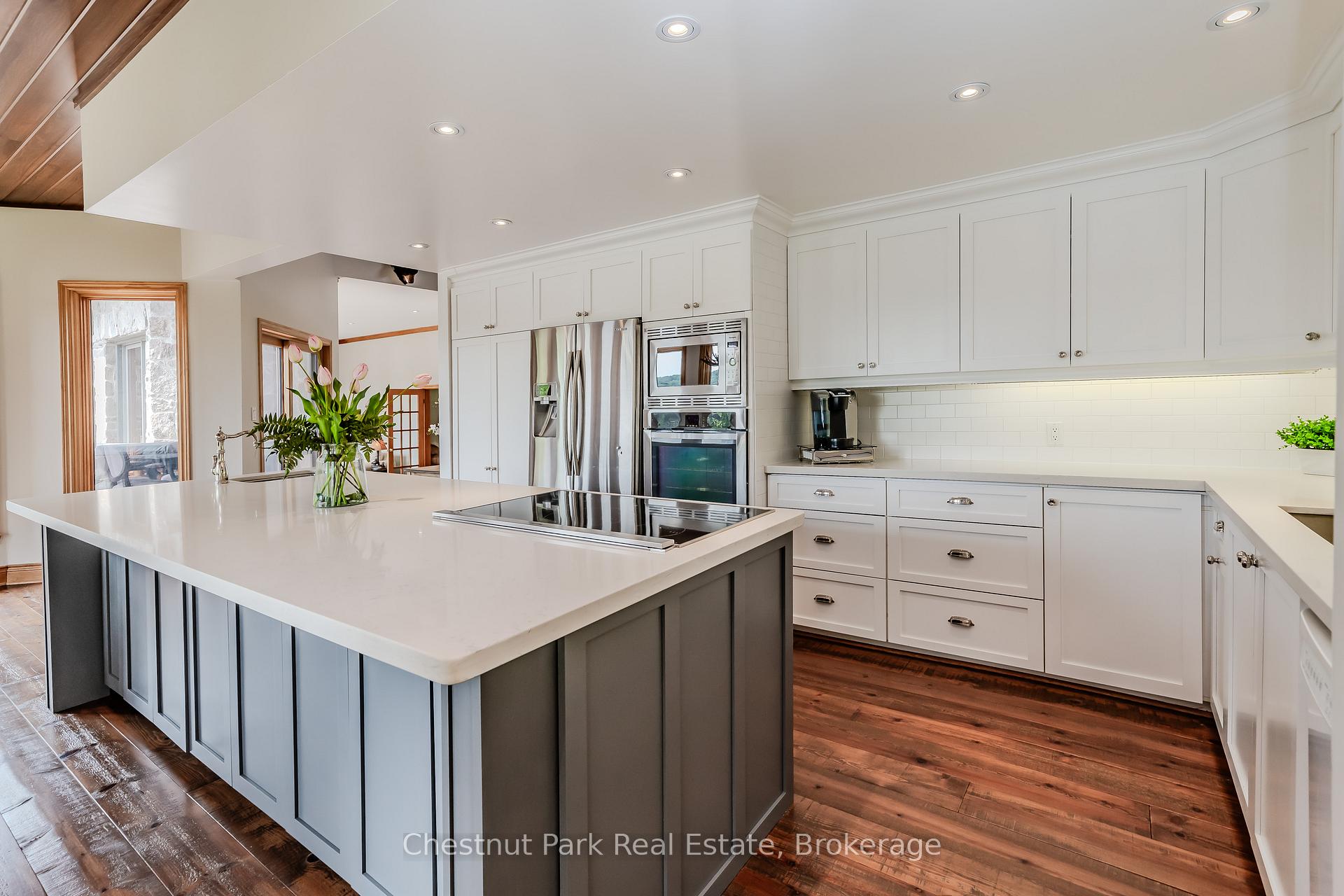 5 Bedroom Single Family Home/House's Image 23