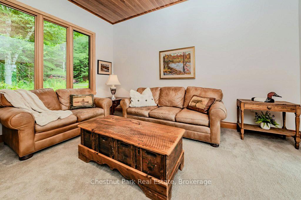 5 Bedroom Single Family Home/House's Image 18