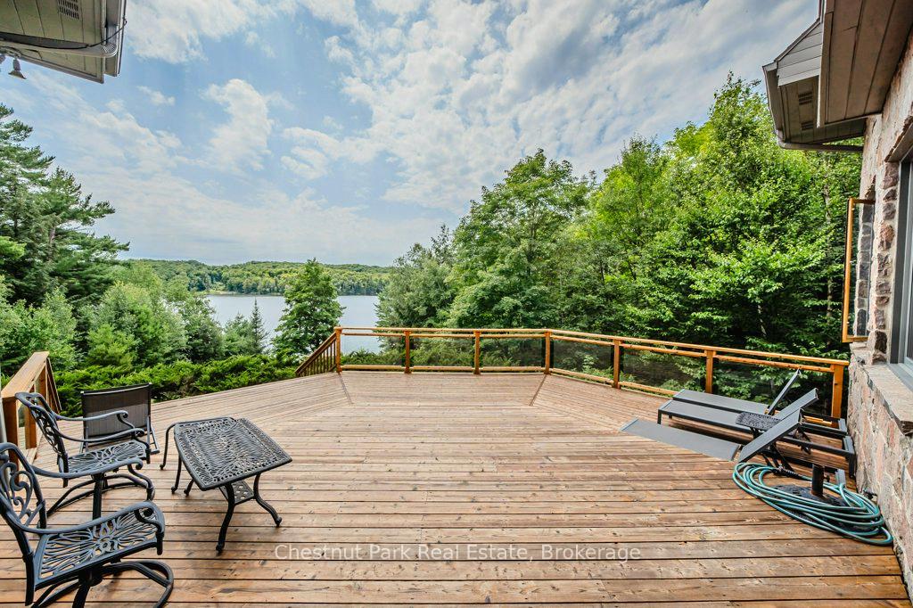 5 Bedroom Single Family Home/House's Image 7