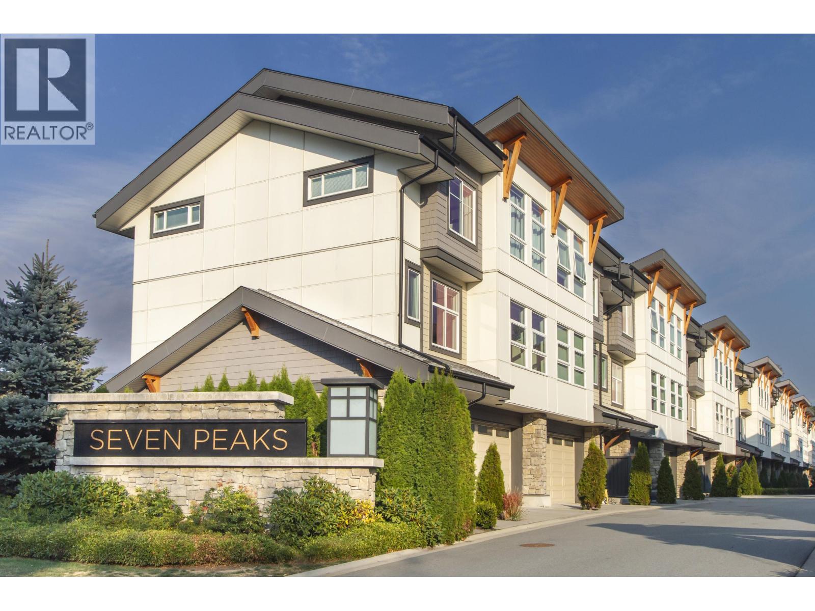 28 39548 LOGGERS LANE Squamish British Columbia Canada Sale residential Will Black RE/MAX Crest Realty, Brokerage*