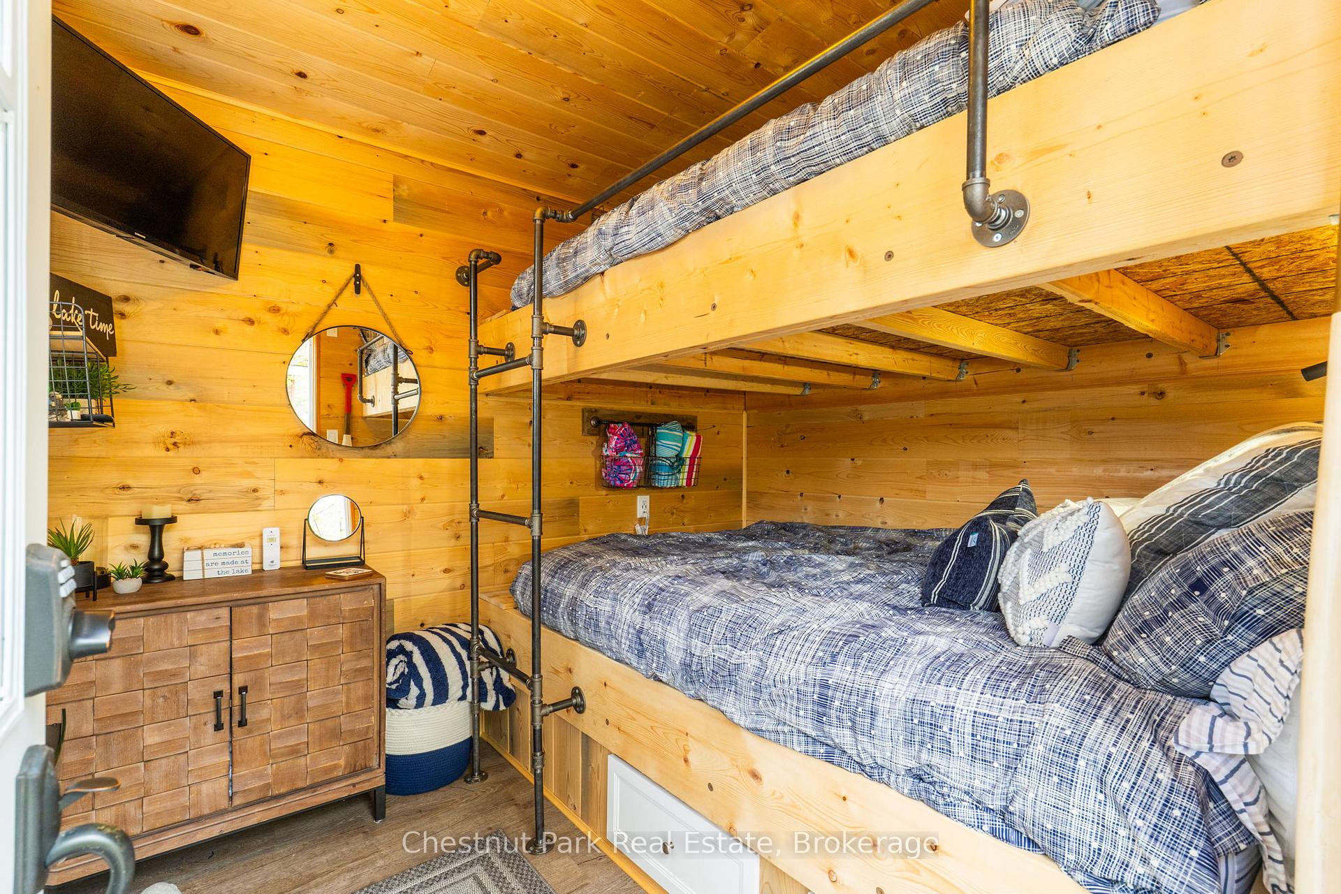 3 Bedroom Single Family Home/House's Image 14