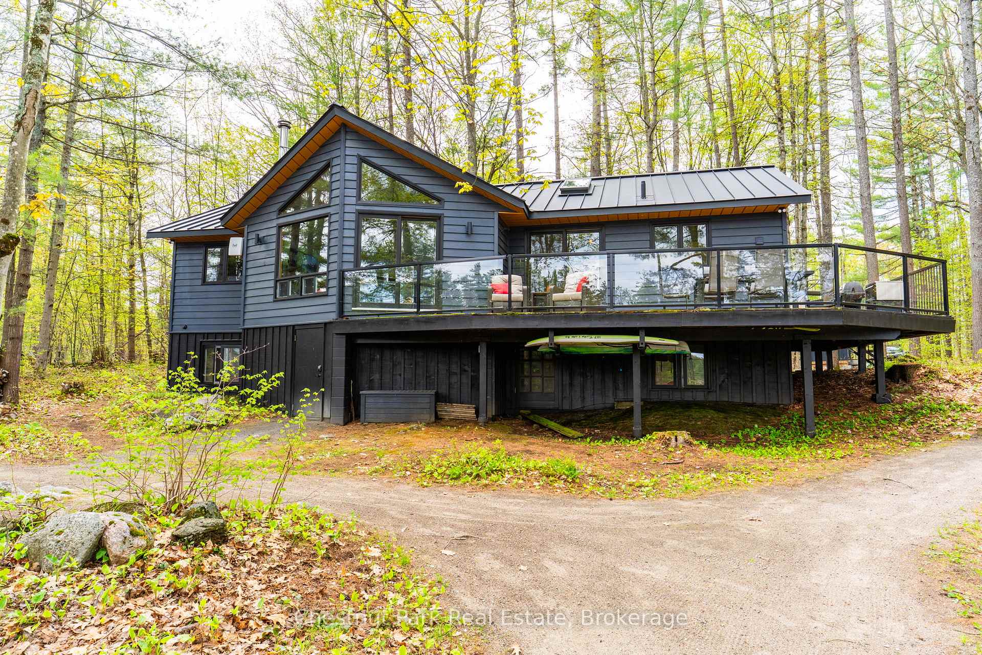 3 Bedroom Single Family Home/House's Image 12