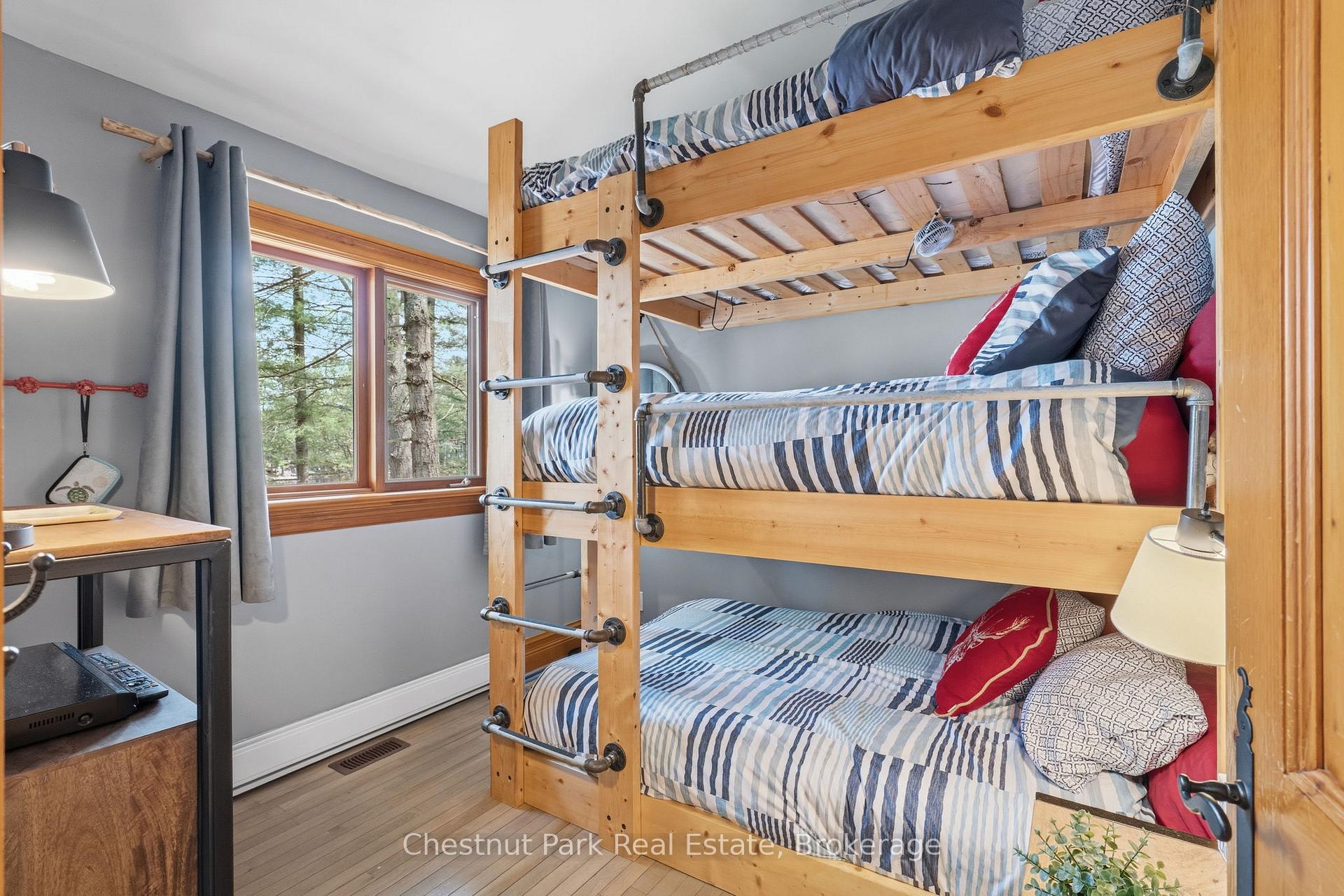 3 Bedroom Single Family Home/House's Image 7