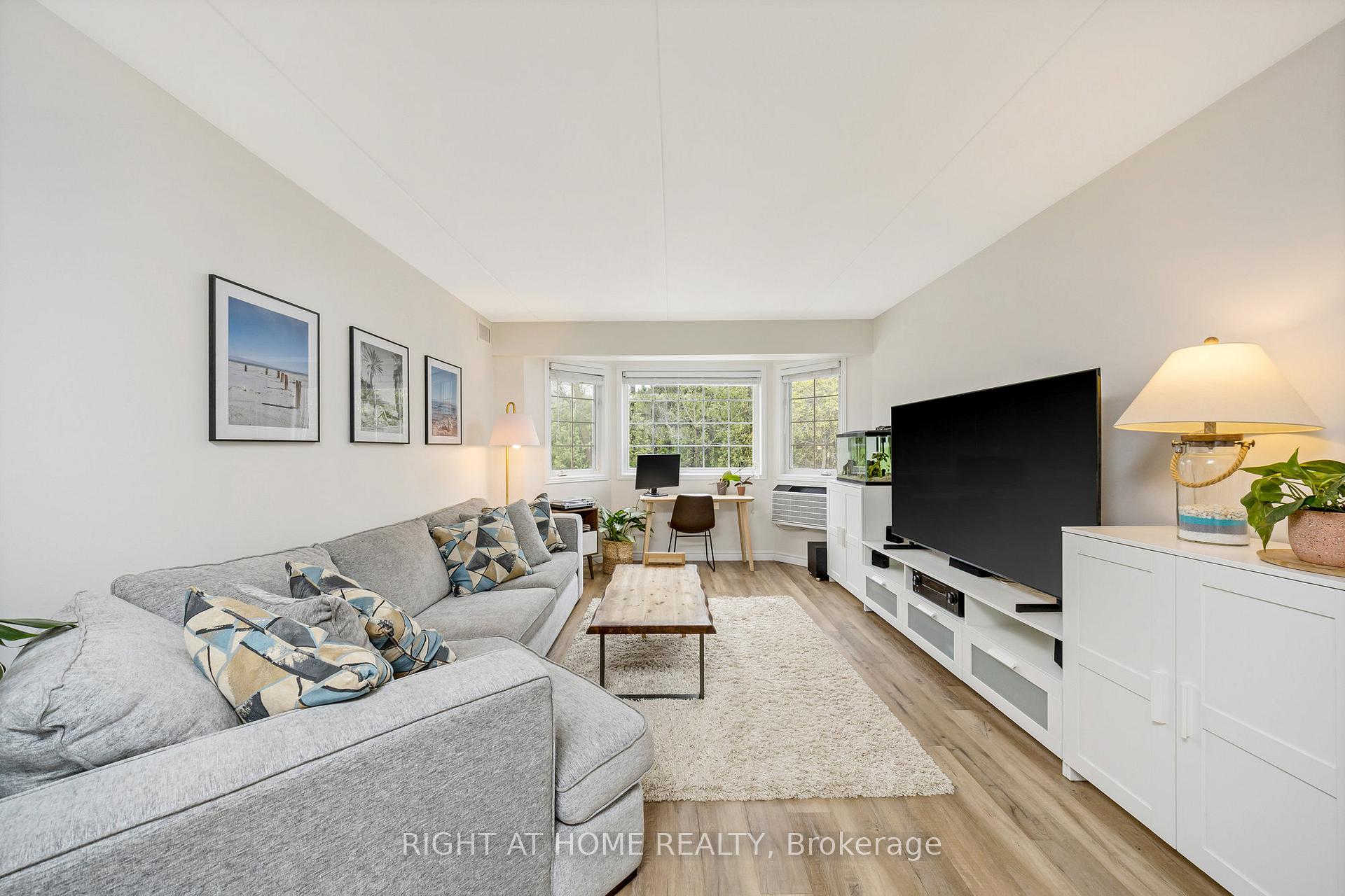 203 - 264 Alma Street Guelph/Eramosa Ontario Canada Sale residential Kenneth Arseneault Right at Home Realty, Brokerage*