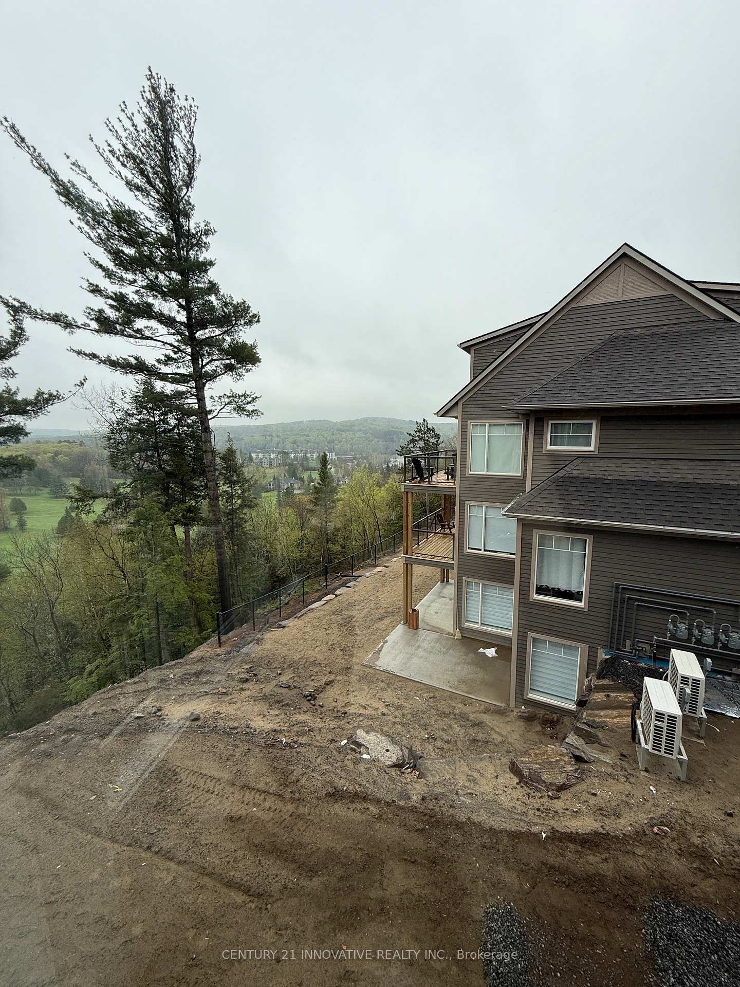 104 - 3 Tree Tops Lane Huntsville Ontario Canada Rent residential Rod Sinson Century 21 Innovative Realty Inc., Brokerage *