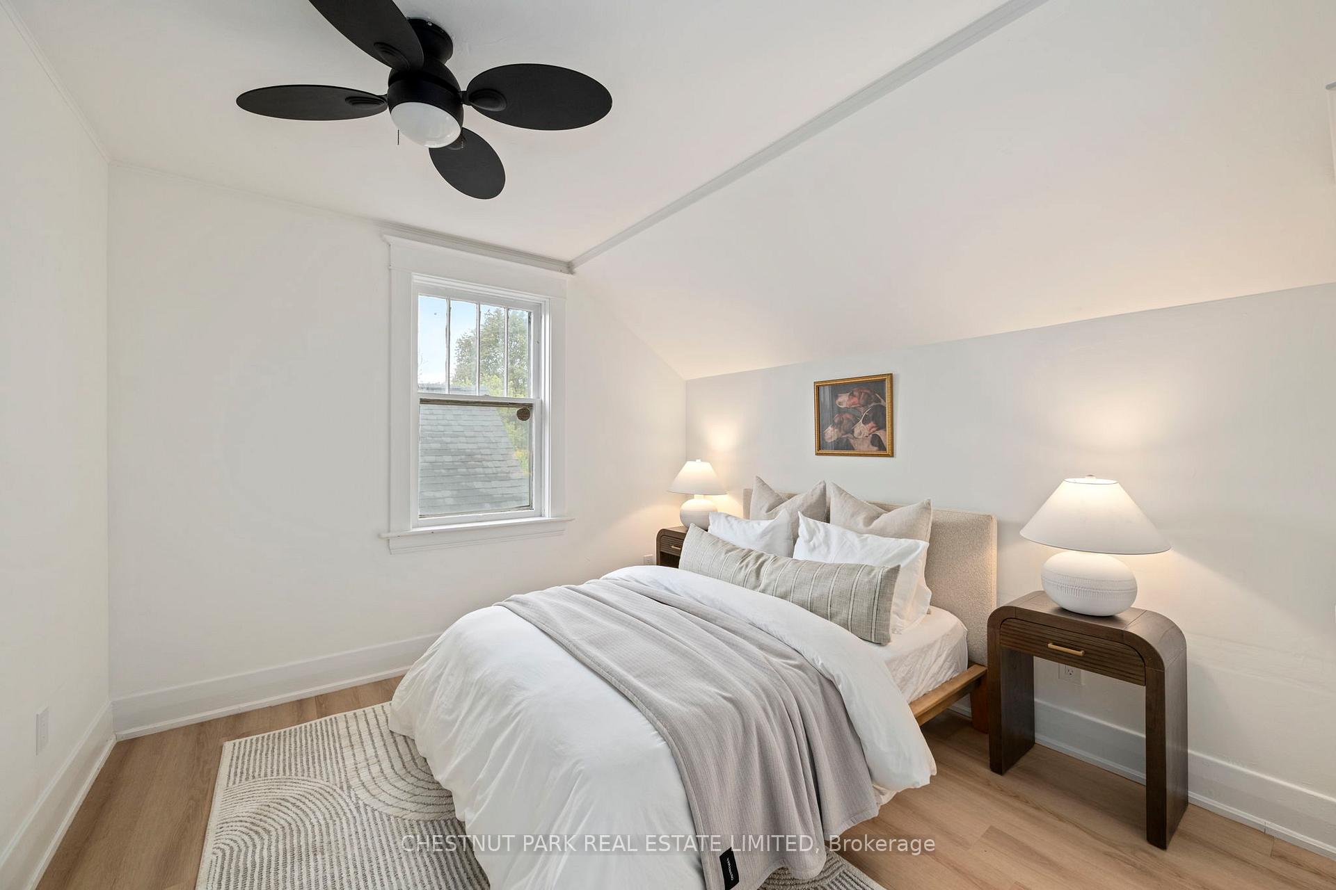 3 Bedroom Single Family Home/House's Image 8
