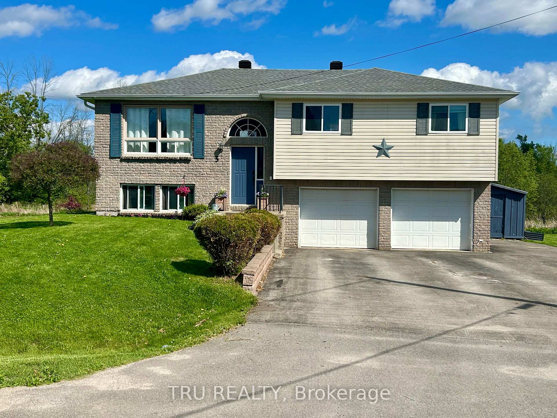 5 Brookview Crescent Athens Ontario Canada Sale residential Marina Karshuli TRU REALTY , BROKERAGE*