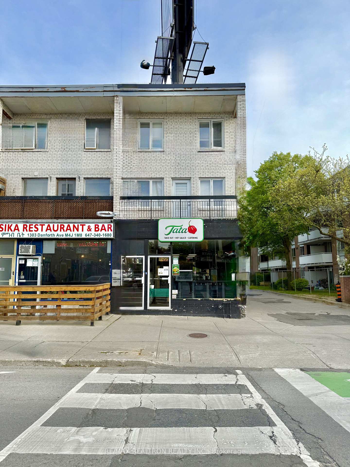 1299 - 1299 Danforth Avenue Toronto Ontario Canada Sale residential Hooman Bandarchi RE/MAX Realtron Realty Inc., Brokerage*