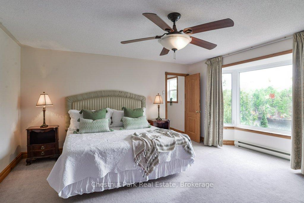 4 Bedroom Single Family Home/House's Image 15