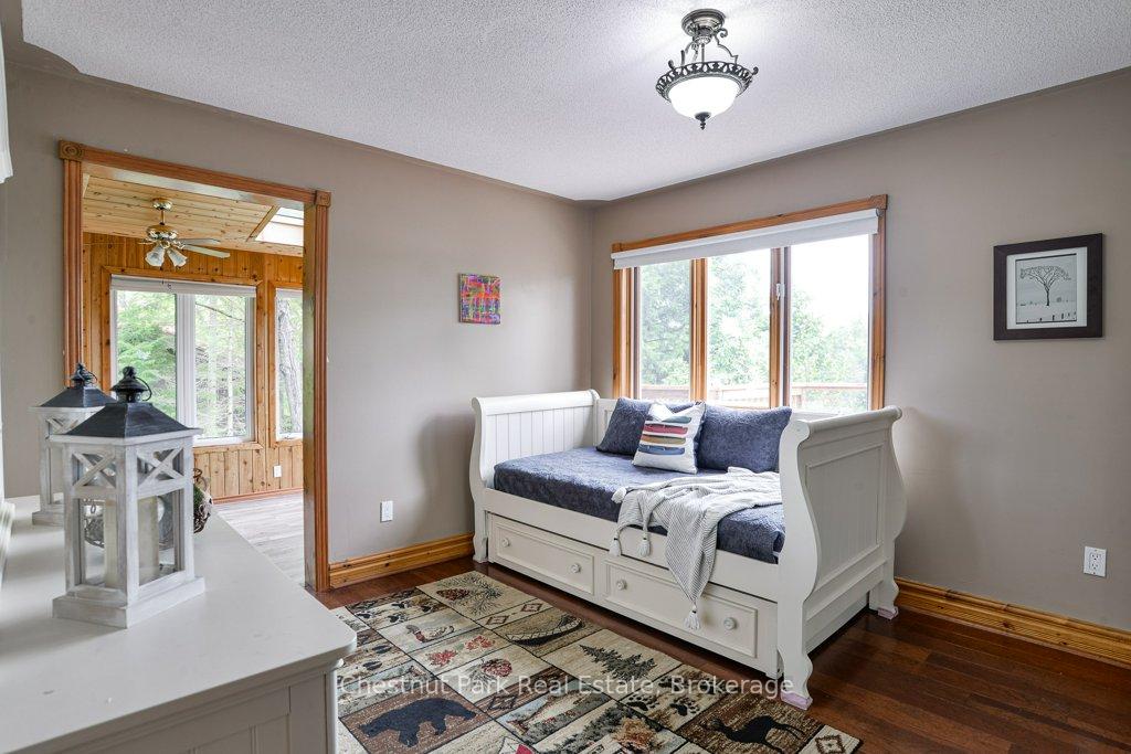 4 Bedroom Single Family Home/House's Image 11