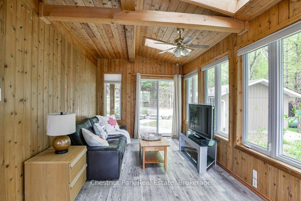 4 Bedroom Single Family Home/House's Image 12