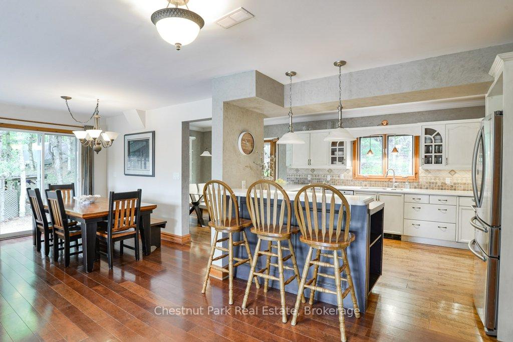 4 Bedroom Single Family Home/House's Image 3