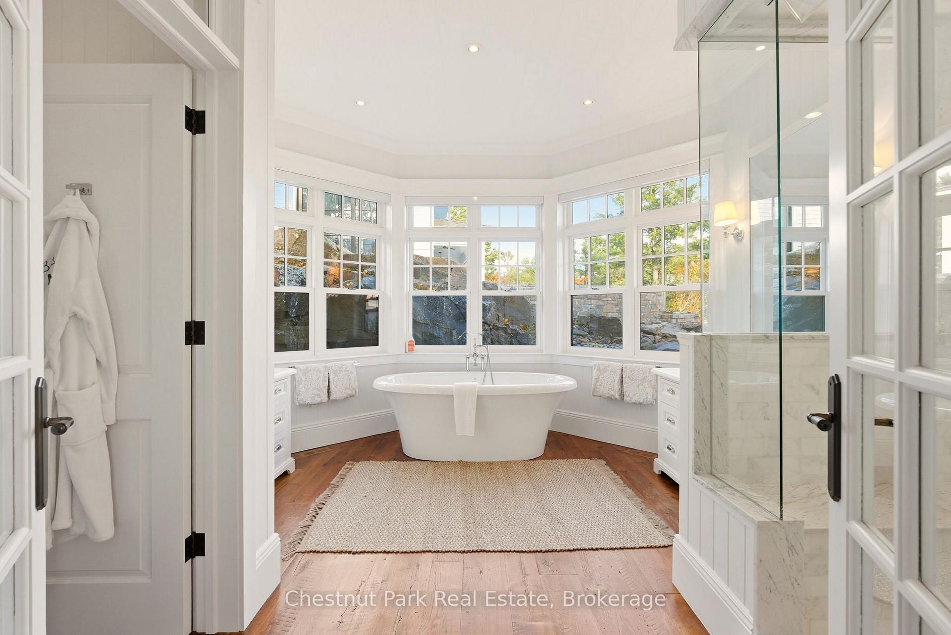 4 Bedroom Single Family Home/House's Image 13