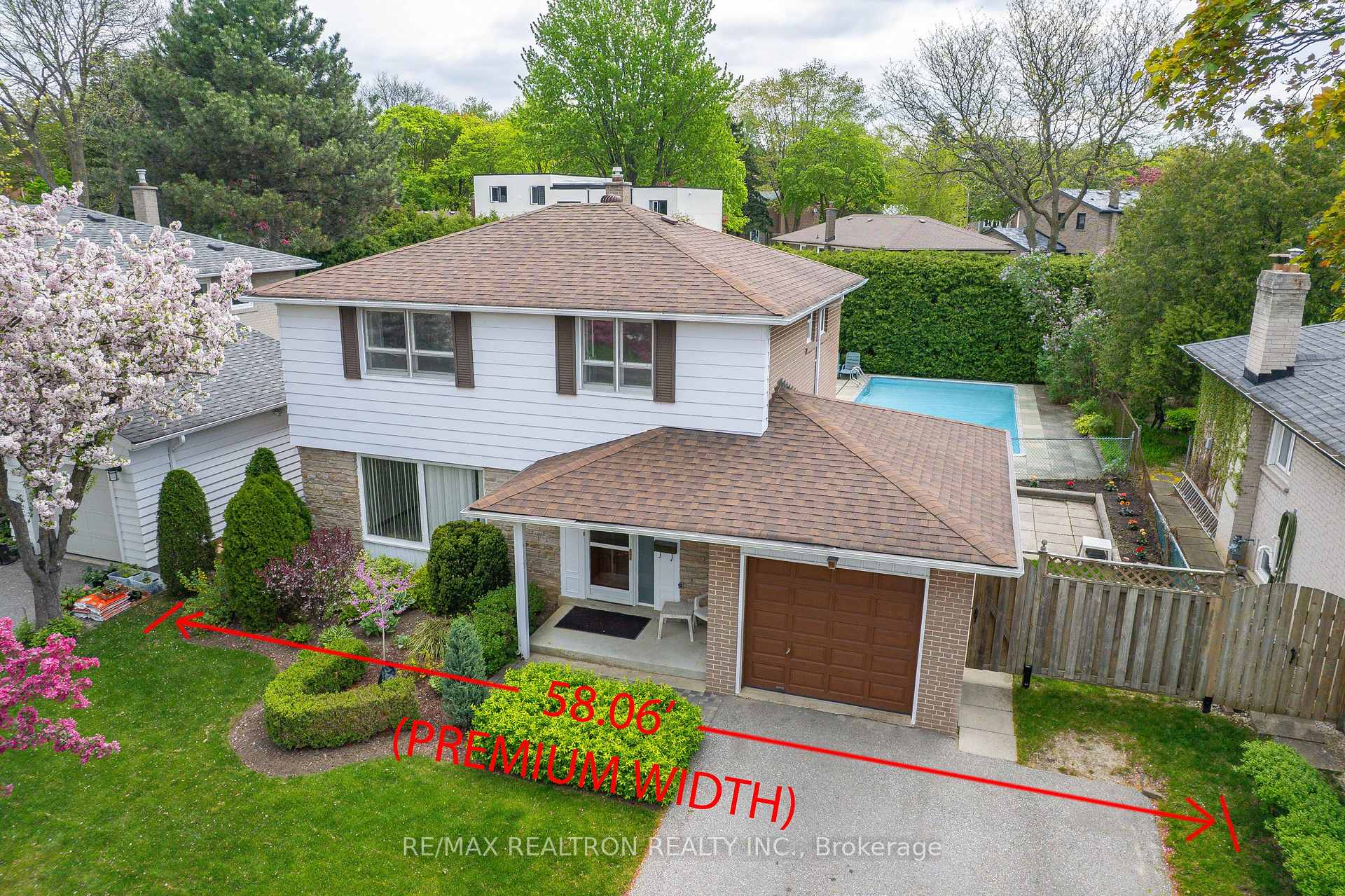 85 Clansman Boulevard Toronto Ontario Canada Sale residential Joe Caputo RE/MAX Realtron Realty Inc., Brokerage*