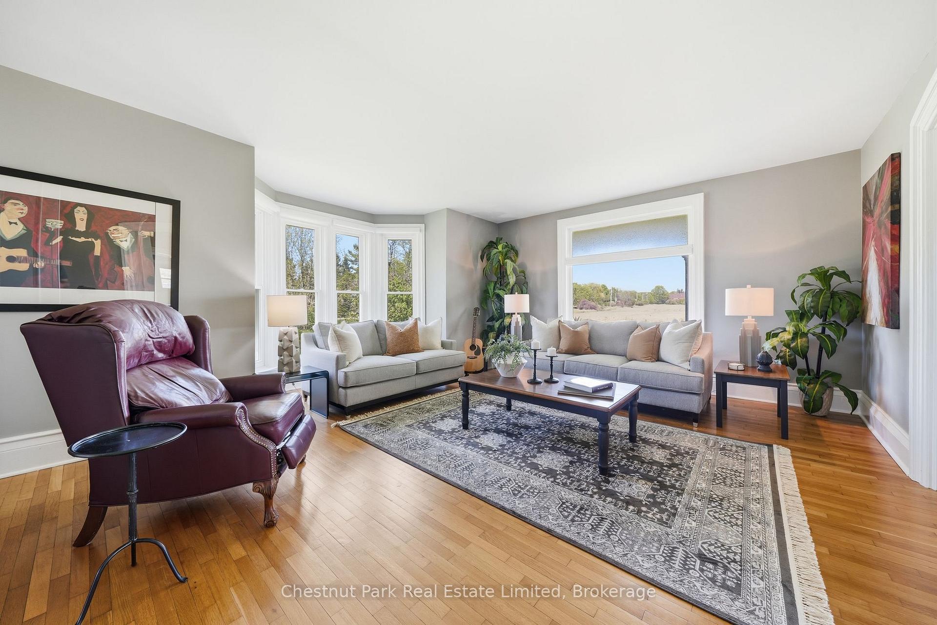 4 Bedroom Single Family Home/House's Image 10