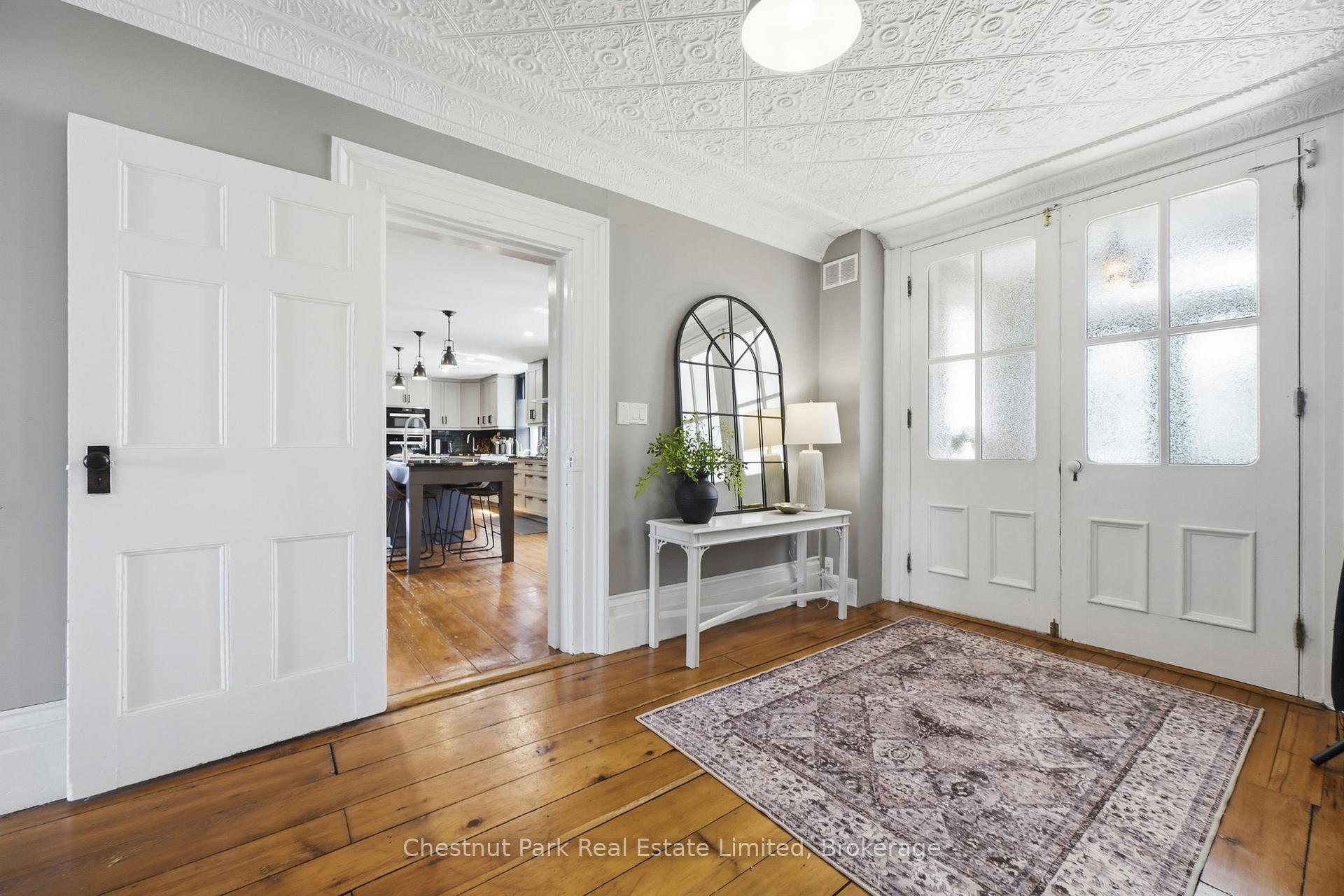 4 Bedroom Single Family Home/House's Image 5