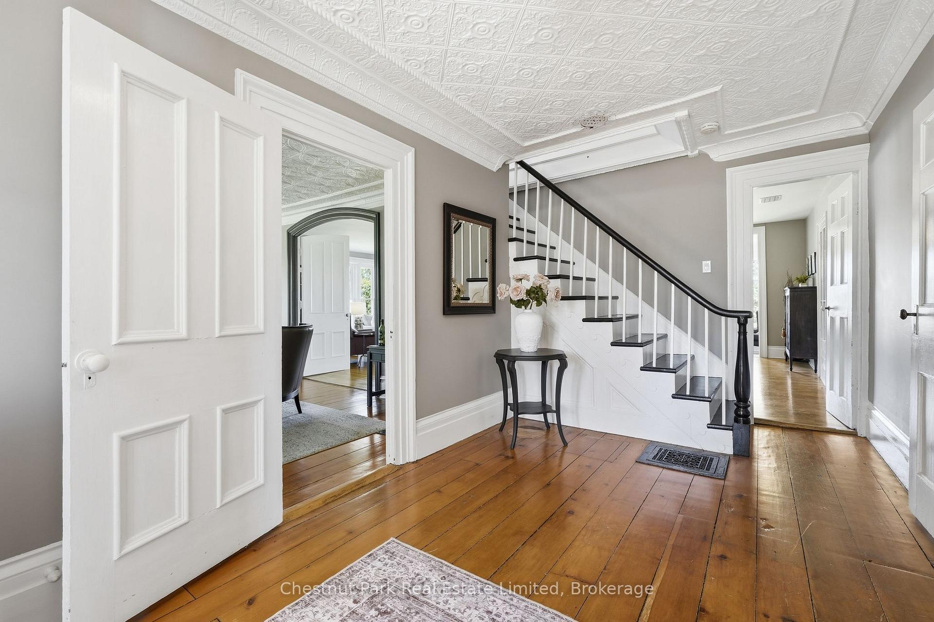 4 Bedroom Single Family Home/House's Image 6