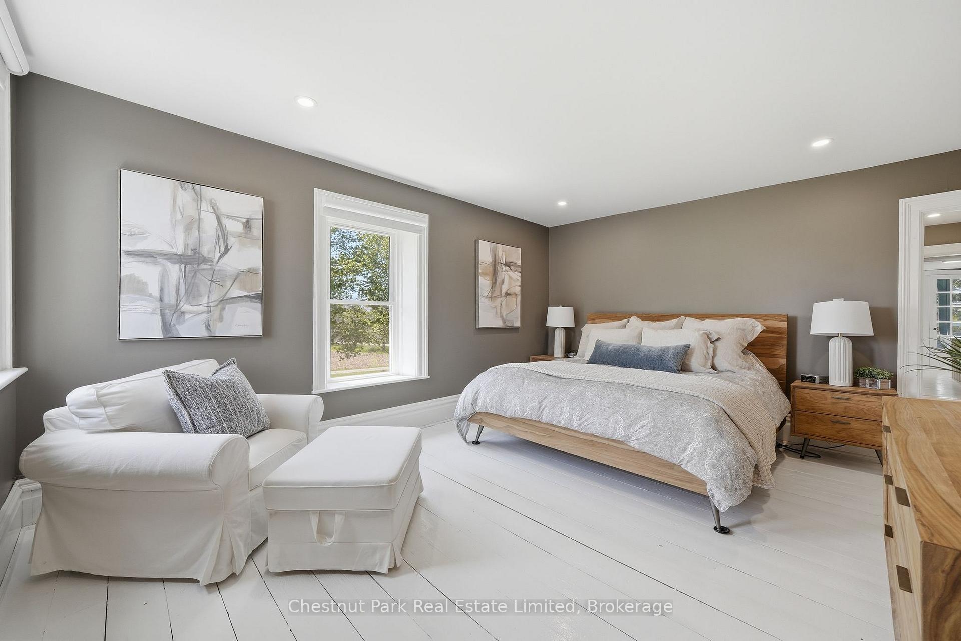 4 Bedroom Single Family Home/House's Image 35