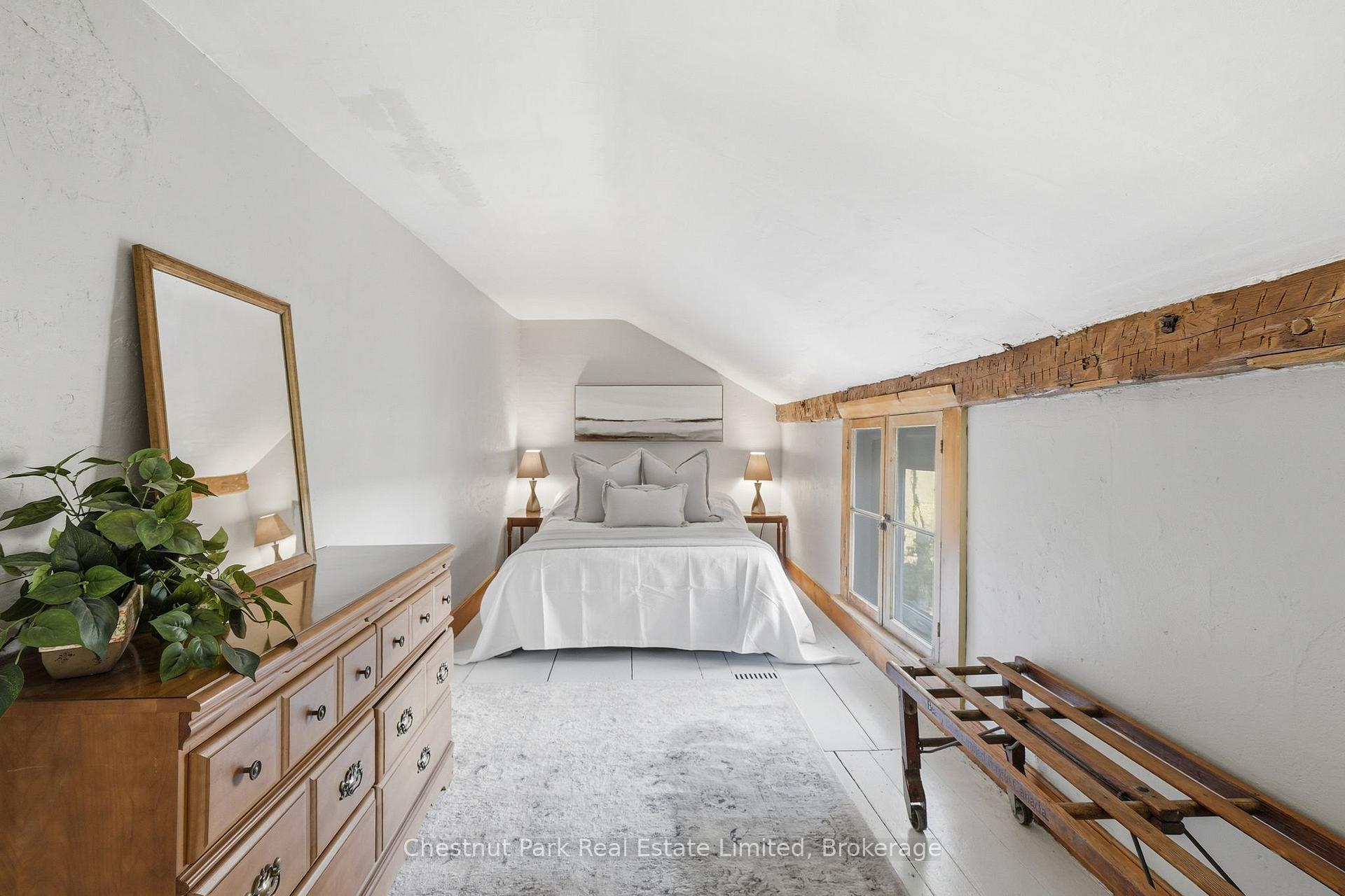 4 Bedroom Single Family Home/House's Image 33