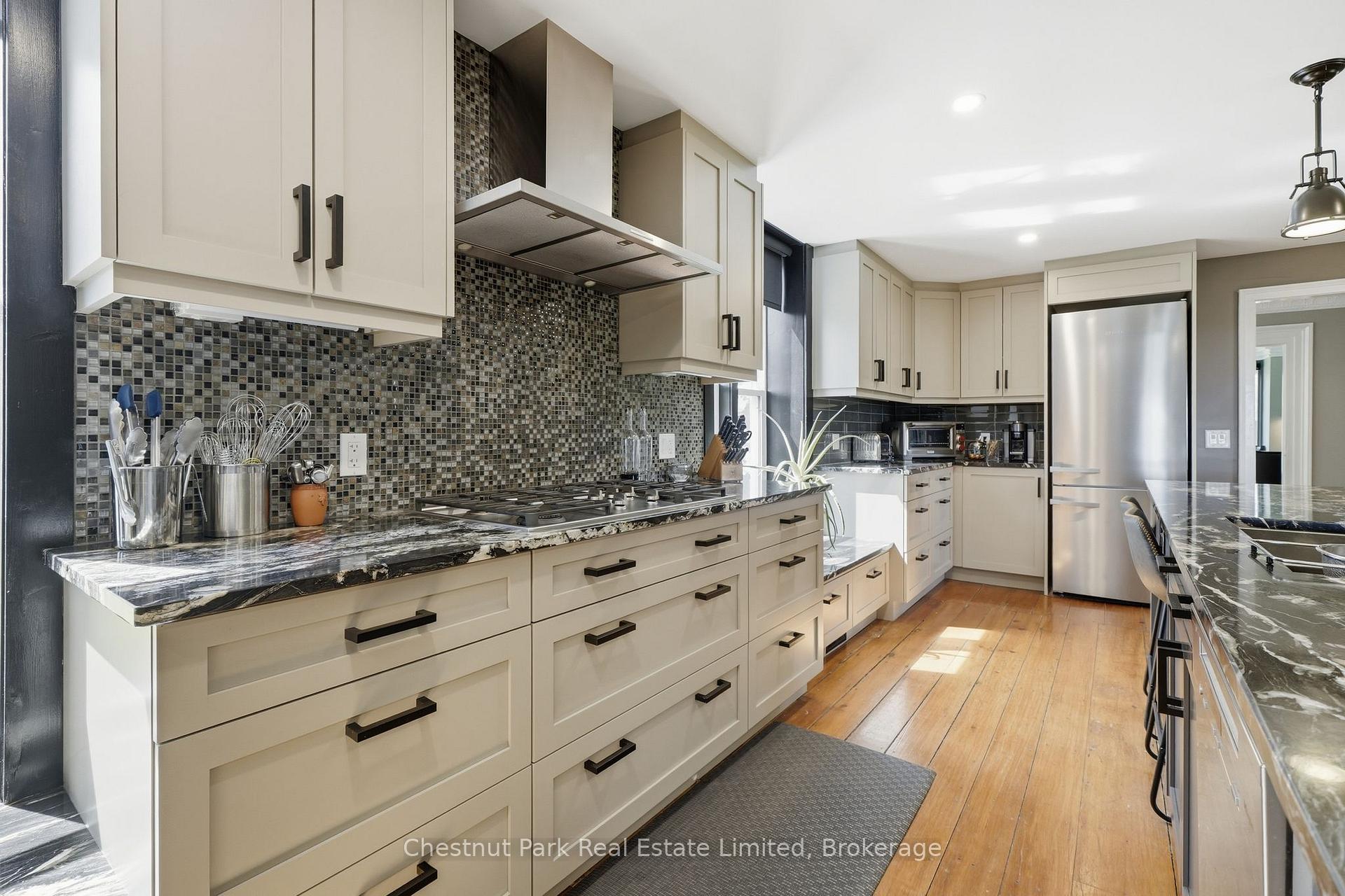 4 Bedroom Single Family Home/House's Image 21