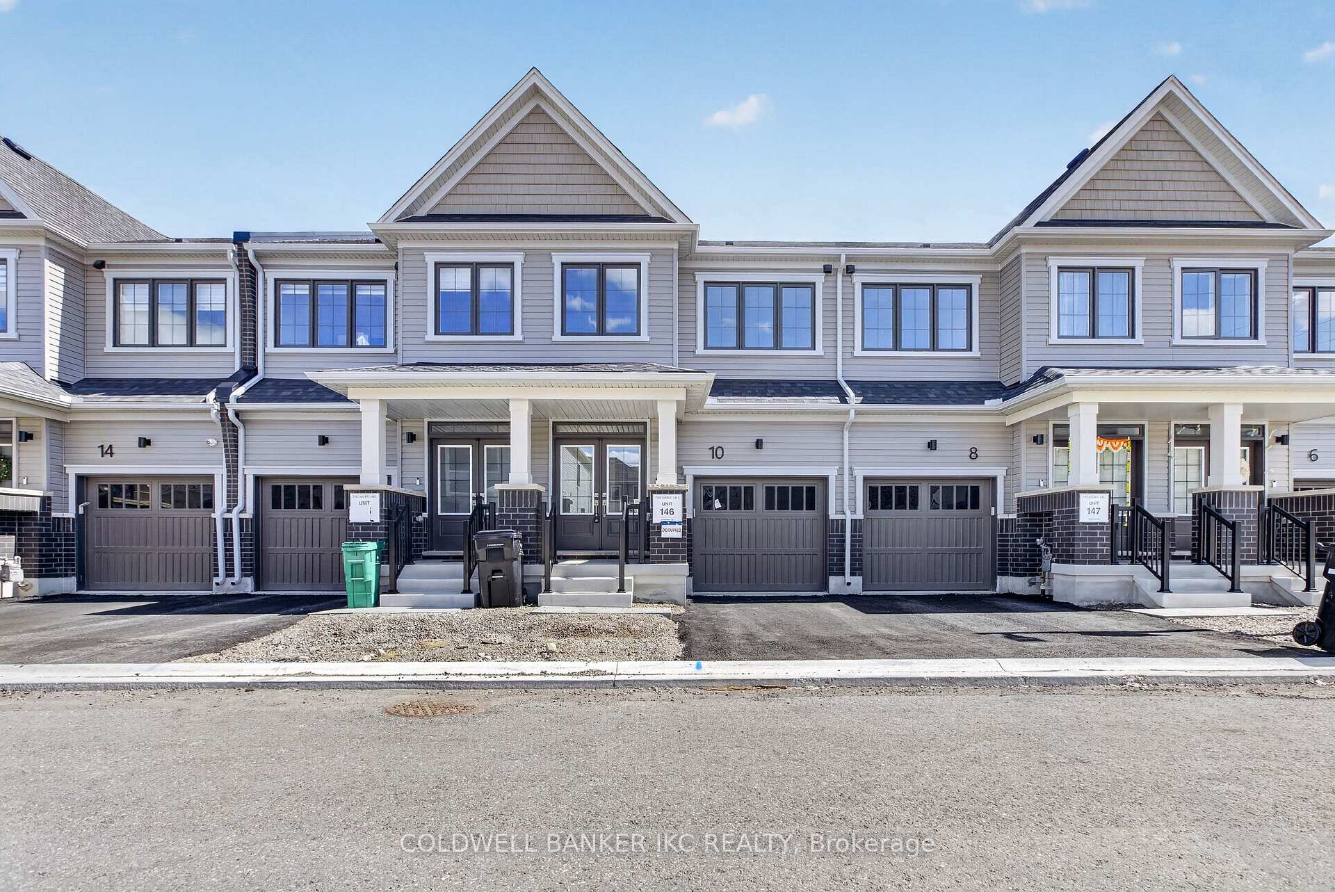 10 Seahorse Common Cambridge Ontario Canada Sale residential Renee Blair Sotheby's International Realty Canada