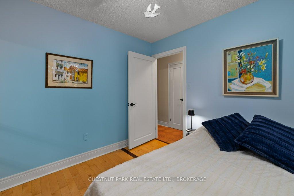 4 Bedroom Single Family Home/House's Image 14