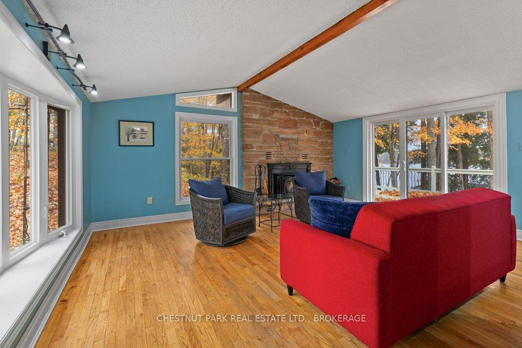 4 Bedroom Single Family Home/House's Image 8
