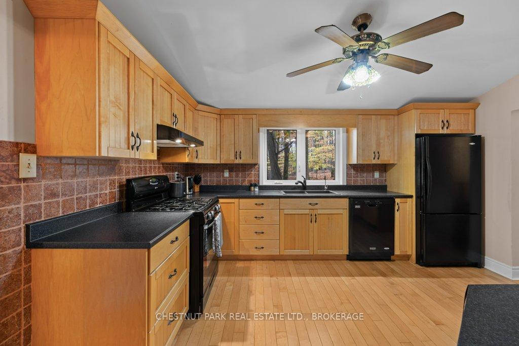 4 Bedroom Single Family Home/House's Image 5