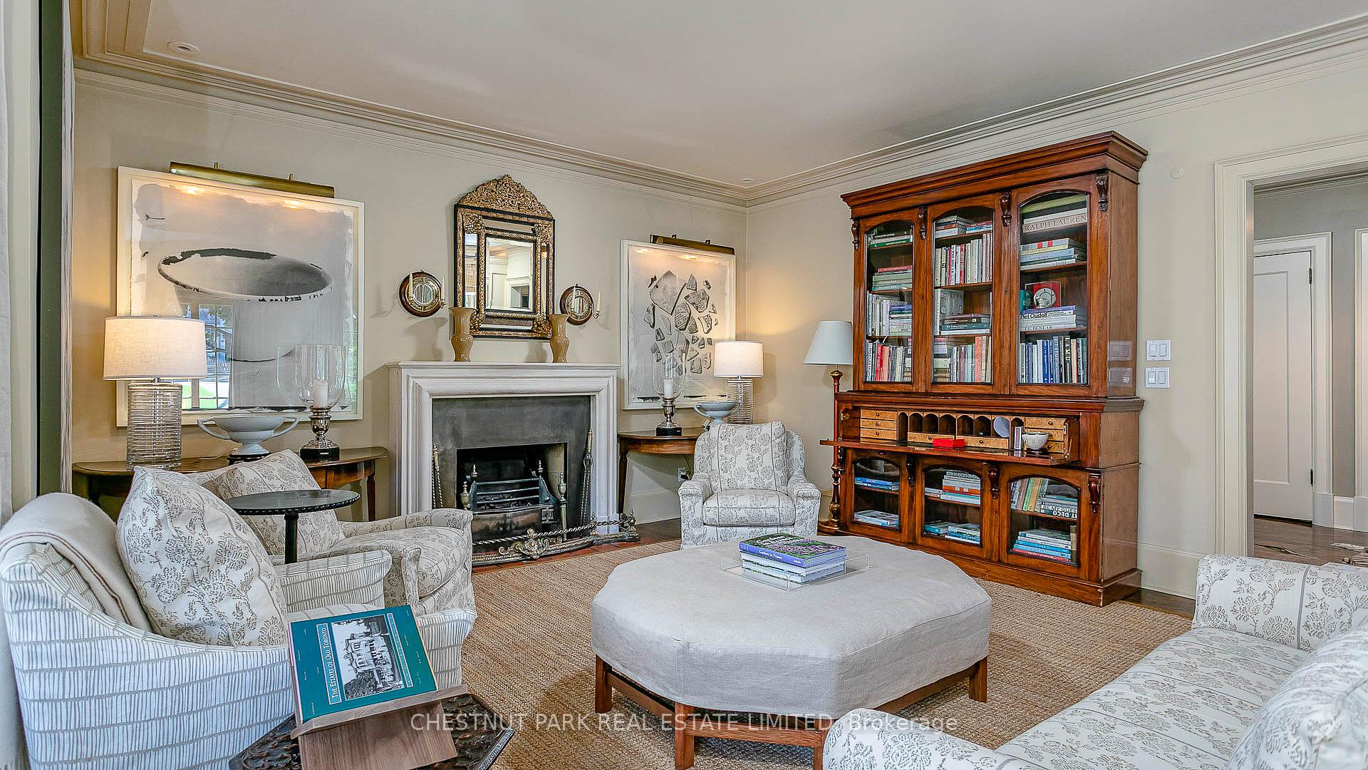 4 Bedroom Single Family Home/House's Image 4
