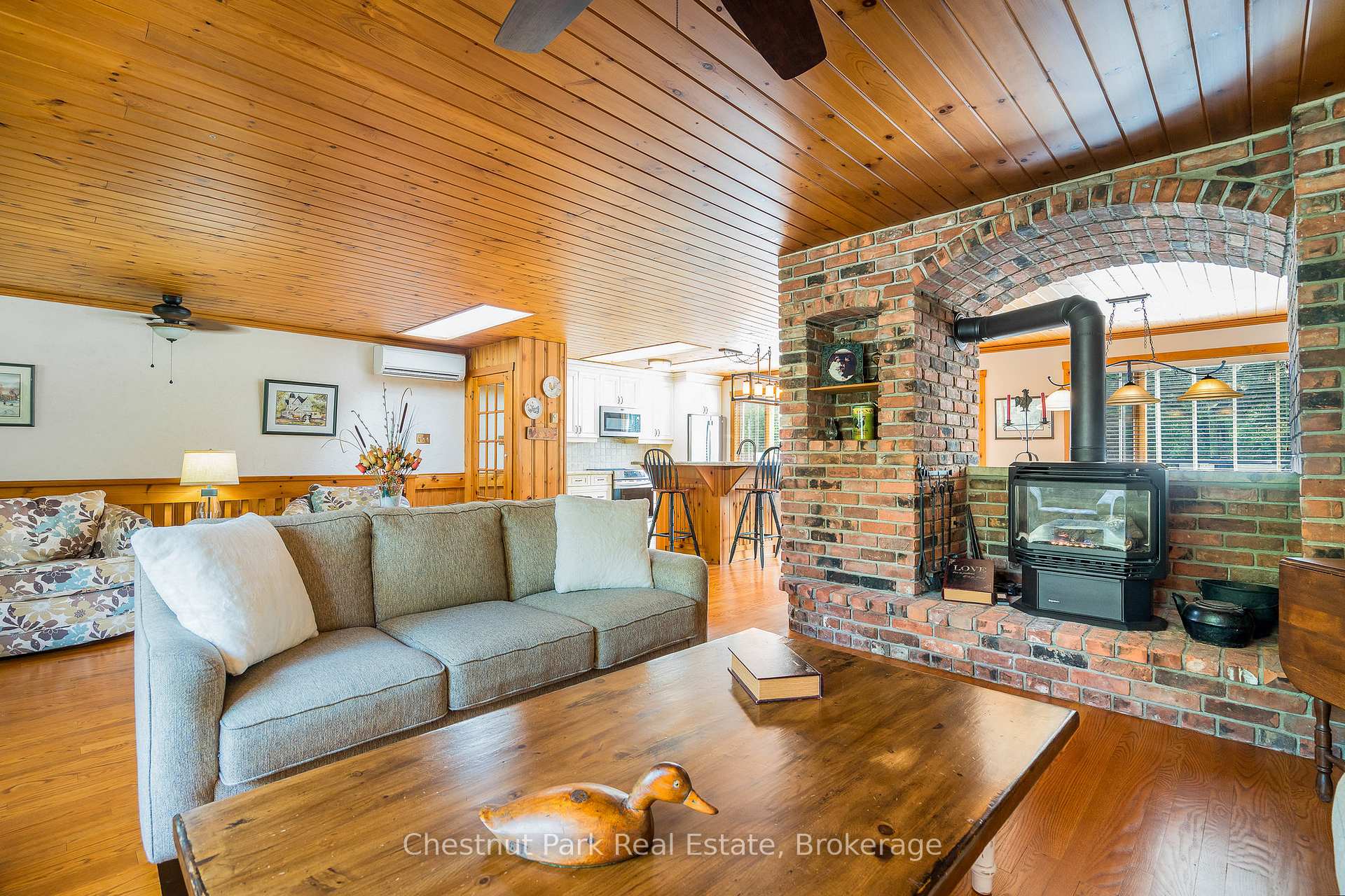 4 Bedroom Single Family Home/House's Image 11